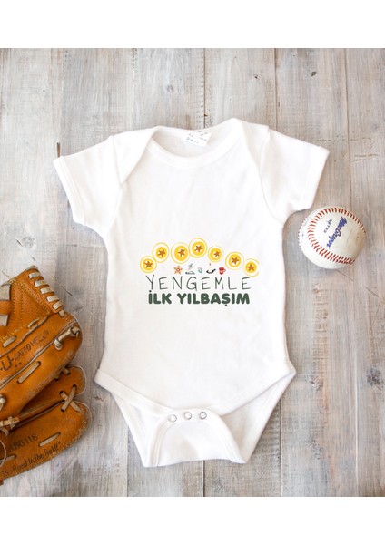 Kişileştirebilir Isme Özel Tasarlanabilen Pamuklu Baskılı Yılbaşı Yenge Zıbın Body 001U