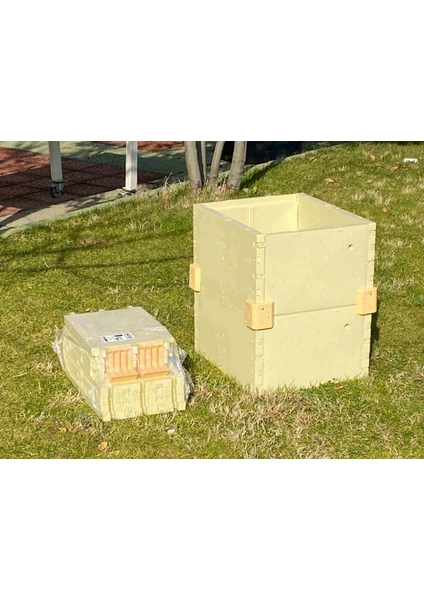 Sedef Beekeeping Plastik Termo Kovan Duvarı Çift Katlı 20 Çerçevelik,  04014