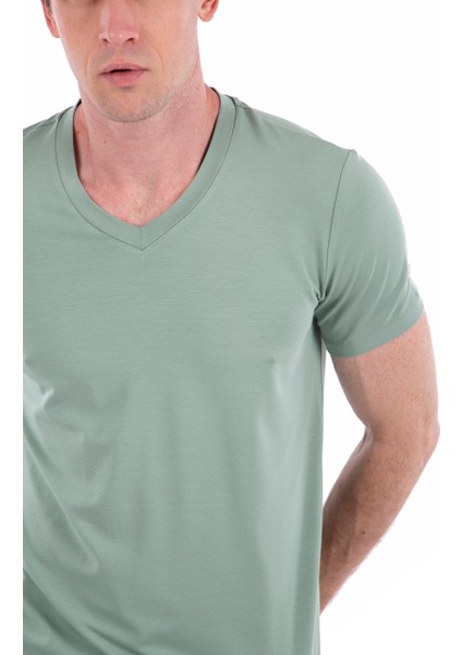 - V Yaka Kısa Kollu Likralı Viskon Erkek T-Shirt modelleri