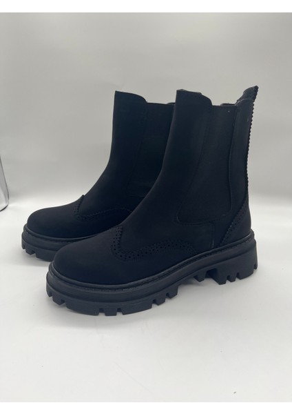 Kadın Yeni Sezon Bot fırsatları