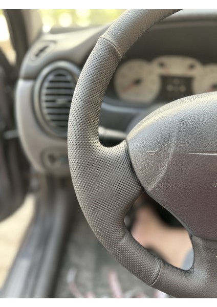 Renault Megane 1 Uyumlu Araca Özel Direksiyon Kılıfı fırsatları
