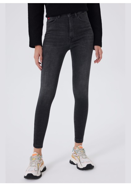 Yüksek Bel Dar Paça Super Skinny Fuşya Kadın Denim Pantolon 241 Lcf 121024 Jaycee Nıcole Mıd fiyatları