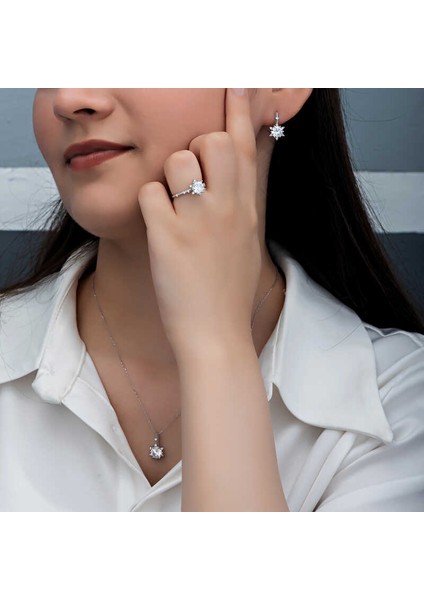 ​Gümüş Çiçek Desenli Kadın Set fırsatları