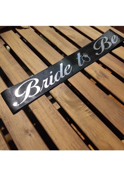 Bride To Be Yazılı Pembe Üstüne Gold Altın Sarısı Yaldızlı Kuşak Bekarlığa Veda Partisi Konsept modelleri