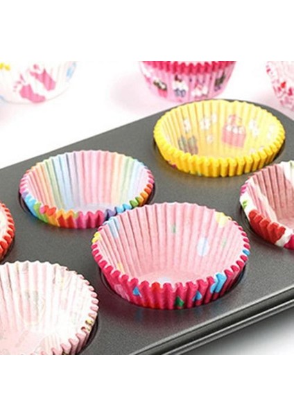 6 Su Bardağı Çörek Tepsisi, 100 Adet Kağıt Cupcake Astar ve 1 Pasta Çantası (Yurt Dışından)