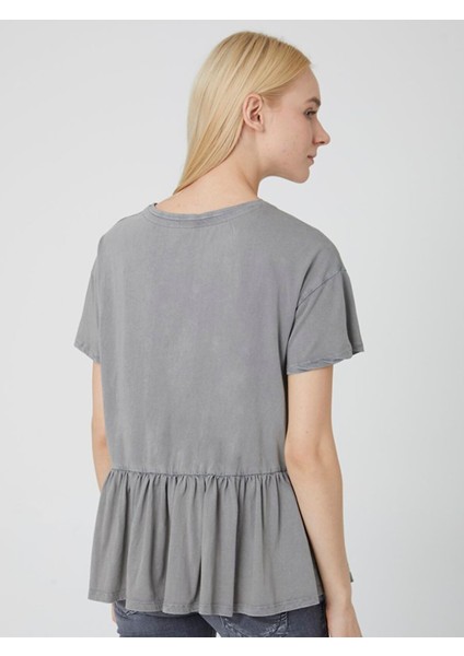 Kadın Soluk Efektli Fırfırlı Koyu Grı T-shırt modelleri