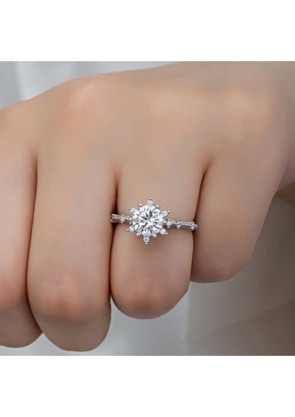 ​Gümüş Çiçek Desenli Kadın Yüzük