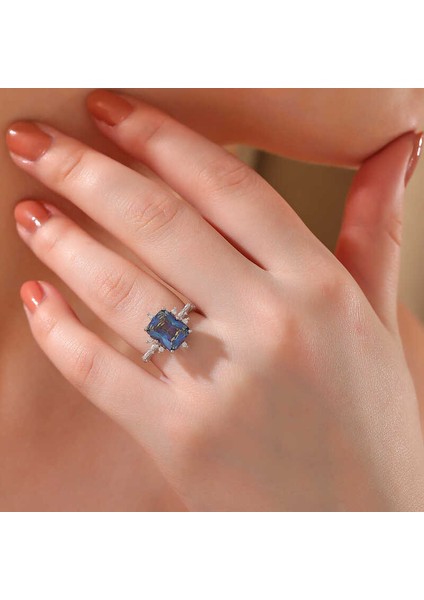 Gümüş Mavi Zirkon Taşlı Kadın Yüzük fiyatları