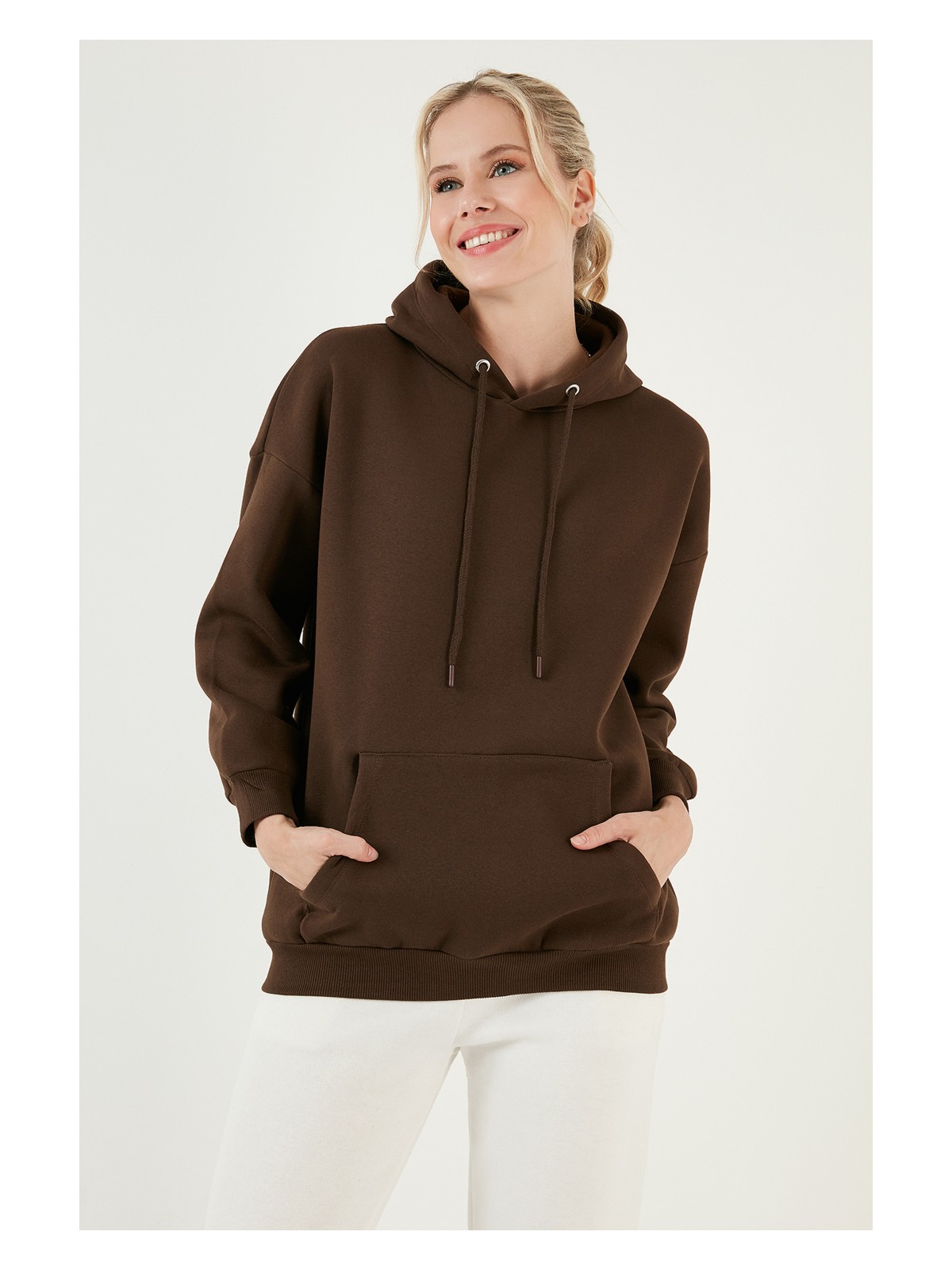 Lela Regular Fit Pamuklu Kapüşonlu Yaka Şardonlu Kışlık Sweat Bayan SWEAT 5863854