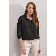 Hazelin Kadın Siyah Tek Cepli Oversize Ayrobin Gömlek HZL23S-BD1201531