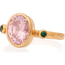 Gümüşcüm Pembe Kuvars ve Zümrüt Taşlı Altın Kaplama Oval Bayan Gümüş Yüzük