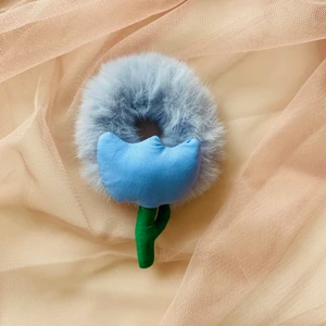 Lale Figürlü Tüylü Fluffy  Lastik   Toka