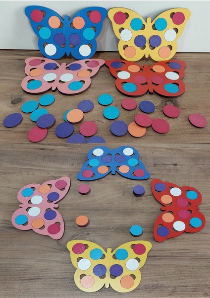 Novatoys Ahşap Eğlenceli Kelebekler Ile Eğlenceli Renkleri Bulmaca Oyunu Seti