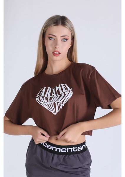 5164 Caramel Baskı Crop Tshirt Kahve