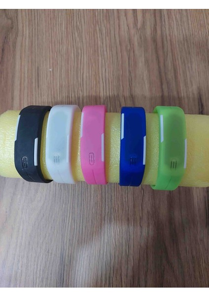 Spor Kol Saati fırsatları