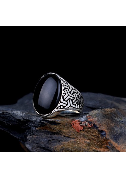 925 Ayar Gümüş Onix Taşlı Kartal Motifli Erkek Yüzük fiyatları