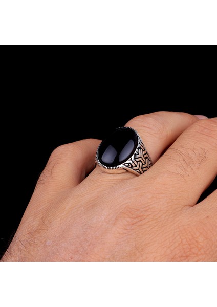 925 Ayar Gümüş Onix Taşlı Kartal Motifli Erkek Yüzük modelleri