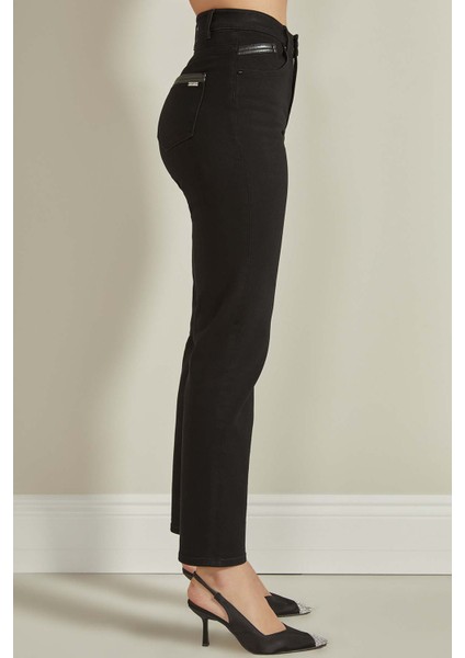 Düz Paça Siyah Jean Pantolon modelleri