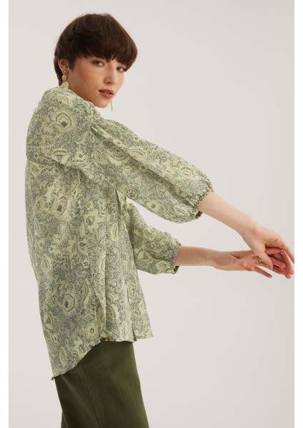 Yeşil Bağlama Detaylı Reglan Kol Yuvarlak Yaka Bluz fırsatları