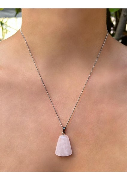 Dörtgen Model Pembe Kuvars Doğal Taş Kolye