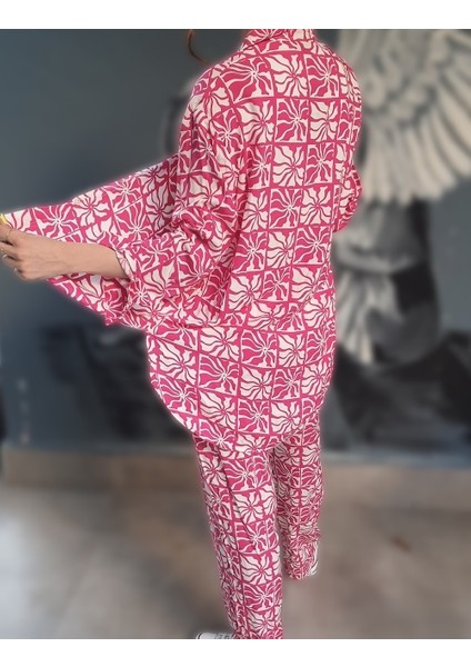 Pembe Renk Desenli Takım modelleri