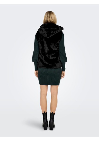 Kadın Kapüşonlu Kürk Yelek - 15295416 fırsatları