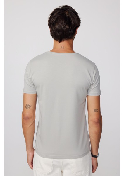 Slim Fit Bisiklet Yaka Düz Basıc Kısa Kol Gri Erkek T-Shirt indirimleri