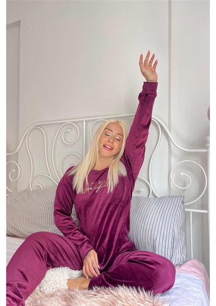 Mürdüm Perfectly Desenli Exclusive Kadife Kadın Pijama Takımı