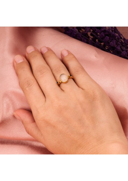 Pembe Kuvarz ve Safir Taşlı Altın Kaplama Oval Bayan Gümüş Yüzük modelleri