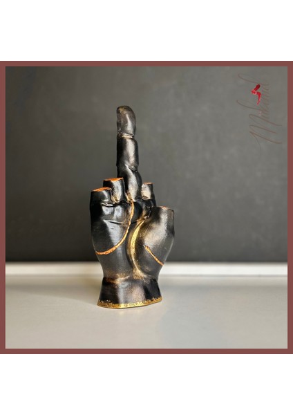 Wednesday işlerinin eli – 'Beni rahat bırak, kendi işine bak' mesajıyla - Mükemel orijinal tasarım modelleri