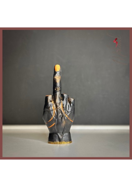 Wednesday işlerinin eli – 'Beni rahat bırak, kendi işine bak' mesajıyla - Mükemel orijinal tasarım fırsatları