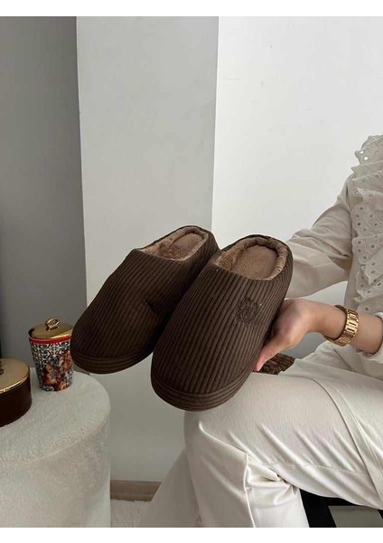Nakışlı Kadife Erkek Önü Kapalı Kışlık Terlik Günlük Ev Içi Terlik Çeyiz Bohça fiyatları