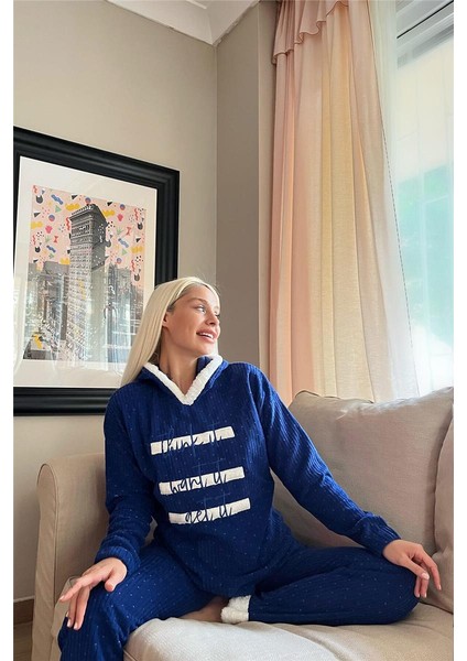Lacivert Three Line Desenli Kapşonlu Peluş Polar Pijama Takımı