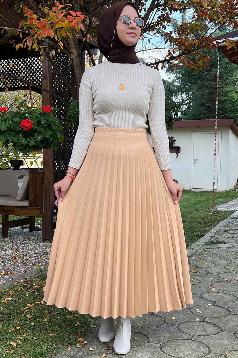 Rabia Şamlı Minel Bisküvi Plise Etek