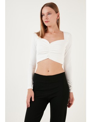Lela Slim Fit Kalp Yaka Önü Büzgülü Crop Bluz Bayan Bluz 5865401
