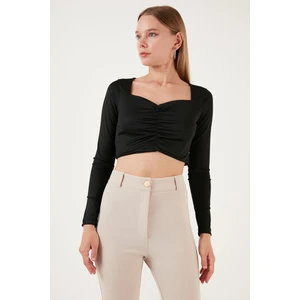 Slim Fit Kalp Yaka Önü Büzgülü Crop Bluz Bayan Bluz 5865401