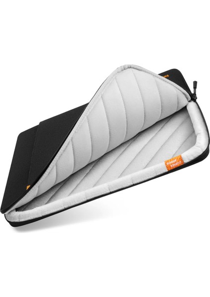 Defender A13 14 inç Siyah Macbook Pro Kılıf Kiti - A13D2DV fırsatları