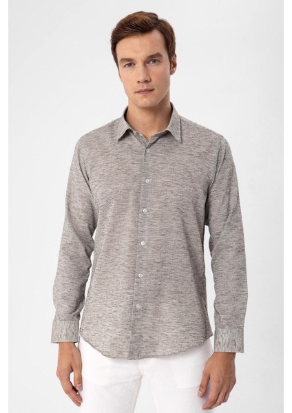 Köşeli Manşet Slim Kalıp Armürlü Gömlek