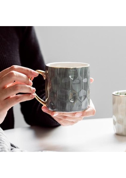 Nordic Coffee Kupalar Mat Lüks Altın Su Cafe Çay Süt Bardaklar Yoğunlaştırılmış Kahve Seramik Bardak Fincan Daire Seti Çanak Kaşık Seti |kupalar (Yurt Dışından)