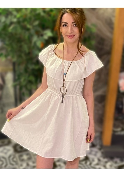 Krem Renk Fırfırlı Elbise modelleri