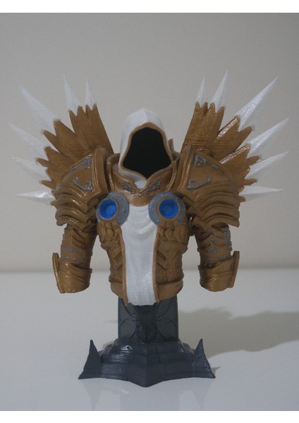 Tyrael Bust - Ürün Renklidir - 20X10X20CM