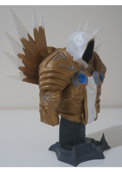Tyrael Bust - Ürün Renklidir - 20X10X20CM modelleri