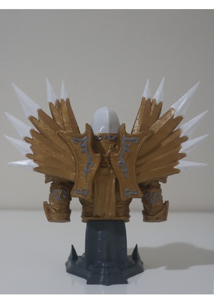 Tyrael Bust - Ürün Renklidir - 20X10X20CM fırsatları
