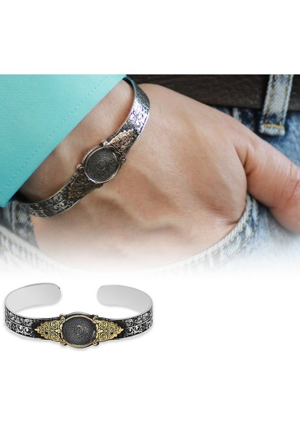 Üzeri Arapça Nas&felak Suresi Yazılı Gravür Desen Süslemeli Kelepçe Model El Işçiliği 925 Ayar Gümüş Erkek Bileklik