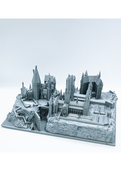 Harry Potter Hogwarts Okulu Maketi 14 cm