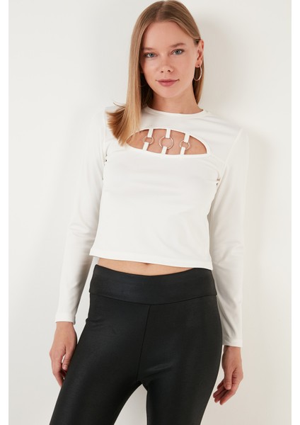 Slim Fit Bisiklet Yaka Önü Pencereli Crop Bluz Bayan Bluz 5865399 modelleri