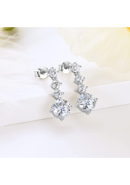 Toplam 2.6ct 2.6 Karat Mozanit Dangle Küpe Kadınlar Için 925 Ayar Gümüş D Renk Vvs1 Beyaz Altın Kaplama Düğün Küpe Takı Hediyeler (Yurt Dışından) fırsatları