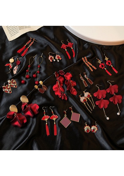 03 S925 Gümüş Iğne Lüks Küpe Kadınlar Için Geleneksel Çin Moda Yeni Yıl Düğün Takı Kırmızı Uzun Püskül Küpe 2023 (Yurt Dışından) fırsatları