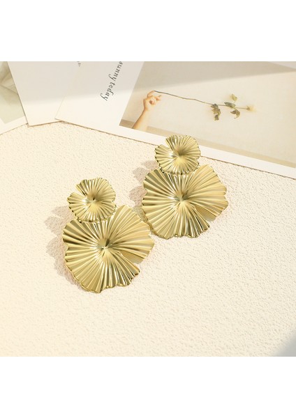 Stil 5 Moda Kişilik Abartılı Altın Çiçekler Payetler Küpe Sözleşmeli Mizaç Mat Düzensiz Yapraklı Küpe (Yurt Dışından) modelleri