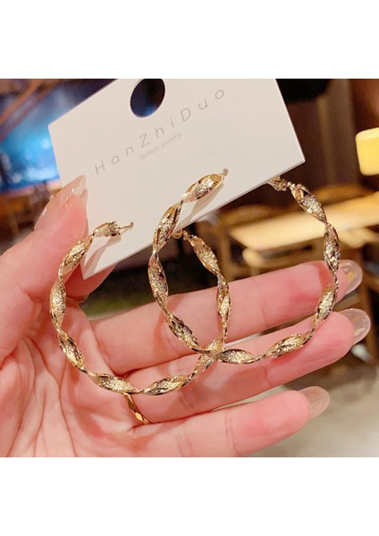 Gümüş Moda Bozulma Interweave Büküm Metal Daire Geometrik Yuvarlak Hoop Küpe Kadın Aksesuarları Retro Parti Takı Için (Yurt Dışından) modelleri